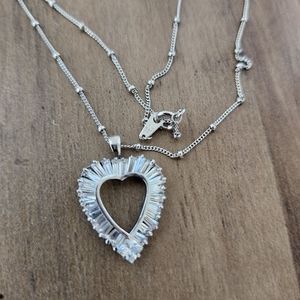 Silver jewelry necklace